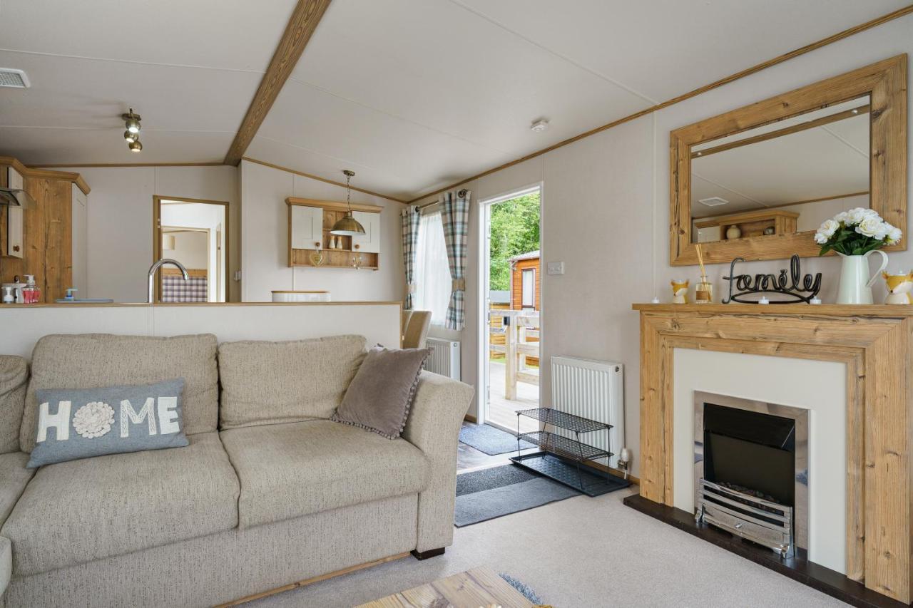 Dunroamin Lodge Aviemore Esterno foto