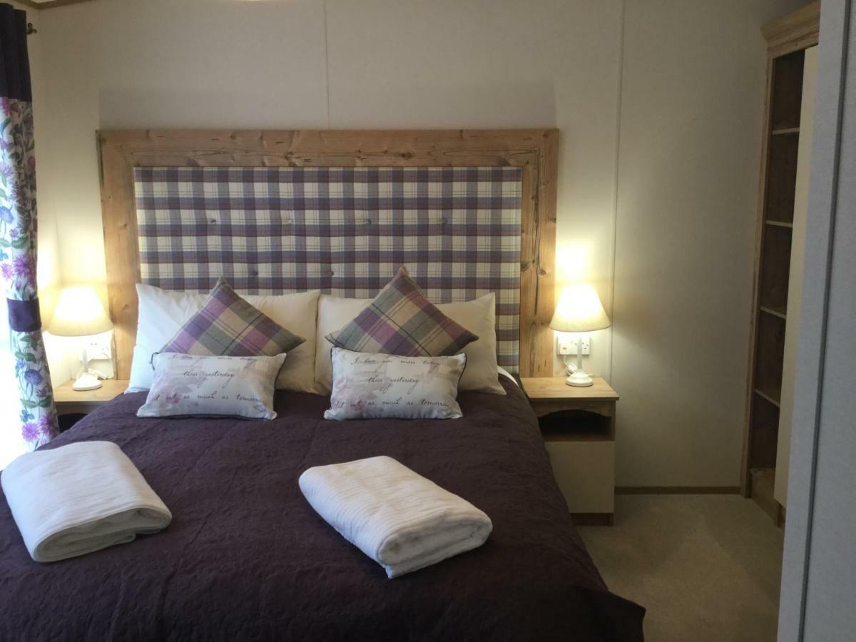 Dunroamin Lodge Aviemore Esterno foto